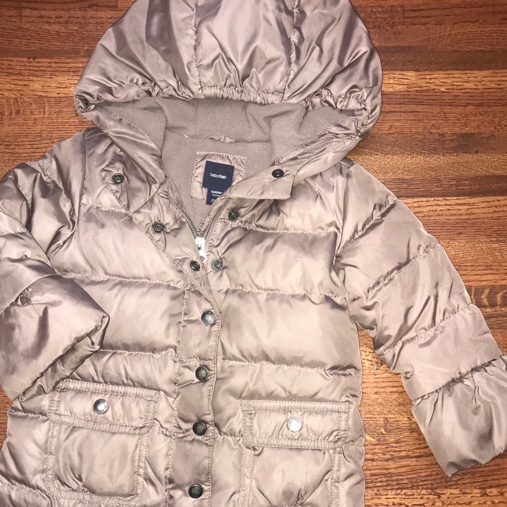 Gap puffer jacket